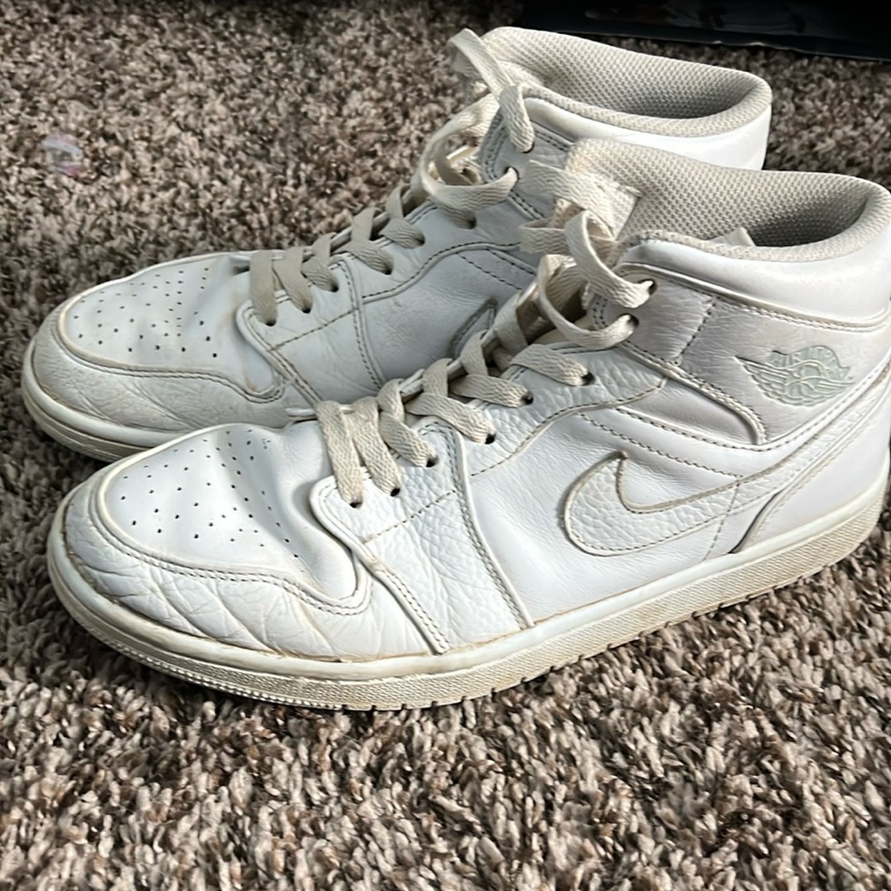 Women’s Air Jordans white
